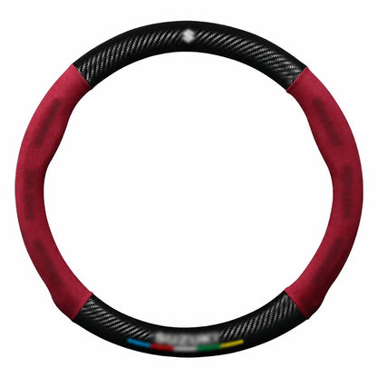 Cubre volante deportivo - Ajuste universal • Con logo de marca • Acabados con fibra de carbono y gamuza